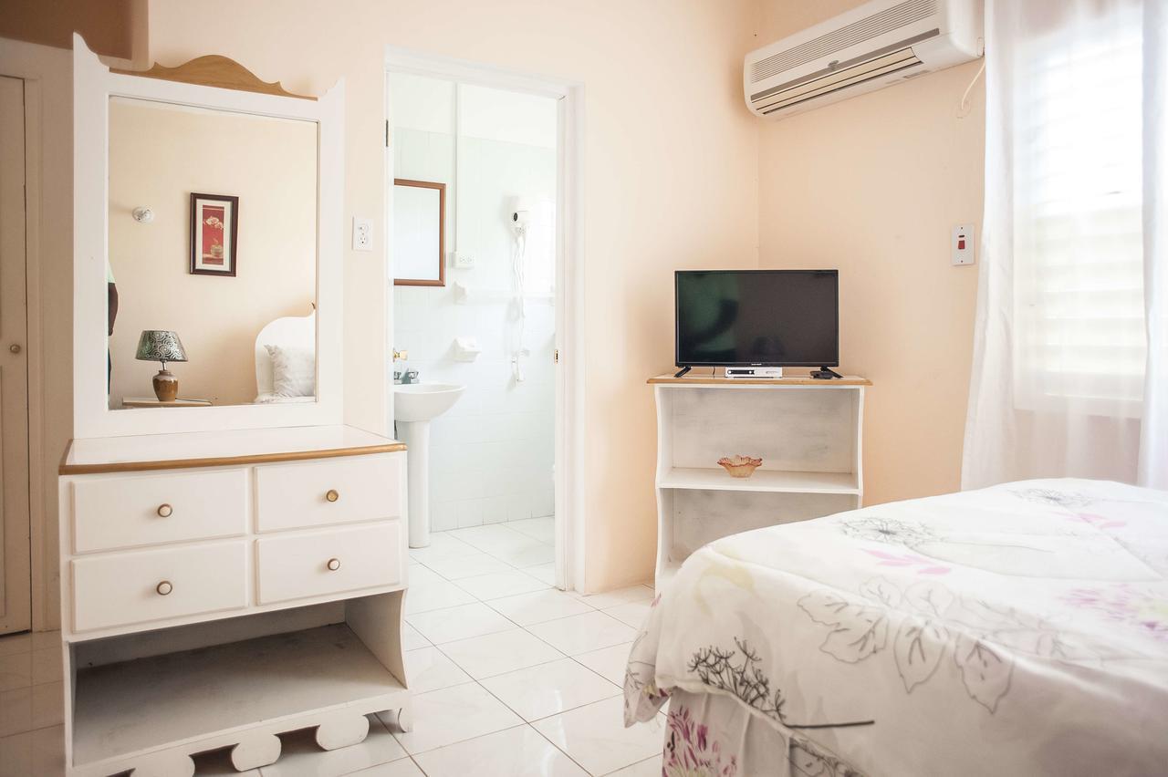 Diamond Villa Guest House Montego Bay Luaran gambar