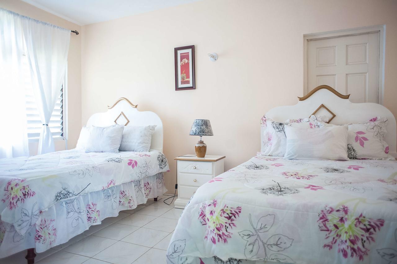 Diamond Villa Guest House Montego Bay Luaran gambar